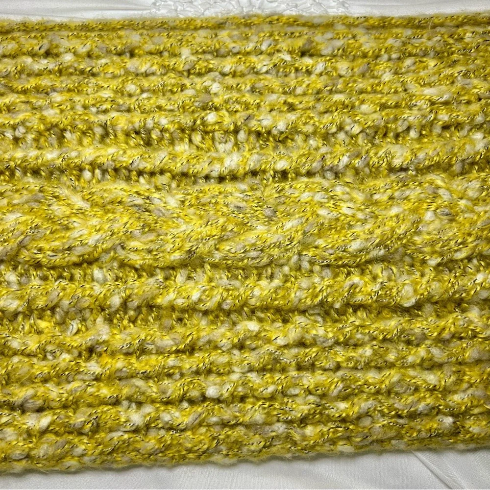 NWT American Eagle Mustard Yellow Speckled Chunky Cable Knit Infinity Scarf